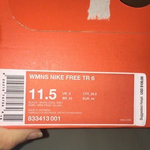 Women’s Nike Free Trainers 6